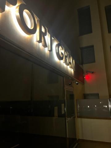 Atico En Port Gran Roses Daire Dış mekan fotoğraf