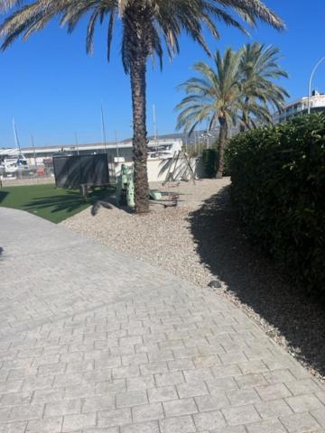 Atico En Port Gran Roses Daire Dış mekan fotoğraf